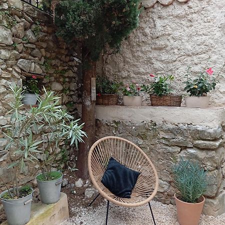 Le Masdinina Superbe Studio Entierement Renove Seynes Exterior foto